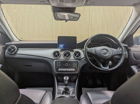Mercedes-Benz GLA 1.6 GLA 200 Sport 5dr 53