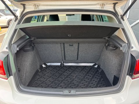 Volkswagen Golf GT TDI BLUEMOTION TECHNOLOGY 14