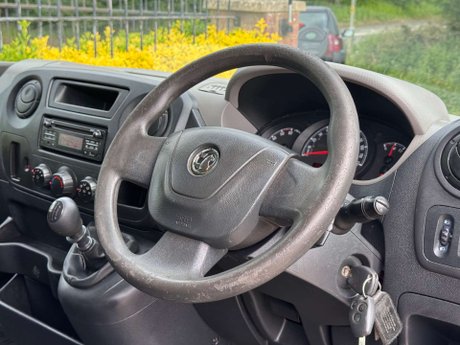 Vauxhall Movano 2.3 Movano F3500 L2H2 CDTi 29