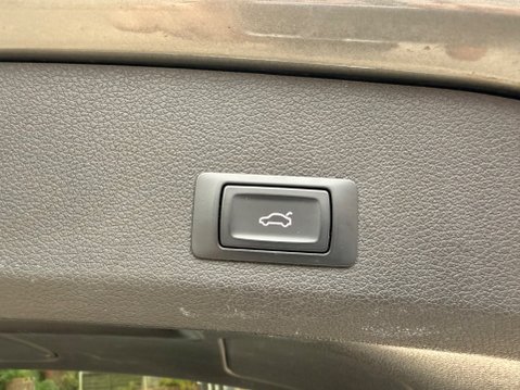 Audi Q7 3.0 TDI QUATTRO S LINE AUTOMATIC 8