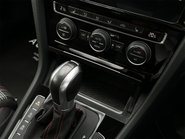 Volkswagen Golf GTI PERFORMANCE TSI DSG 68