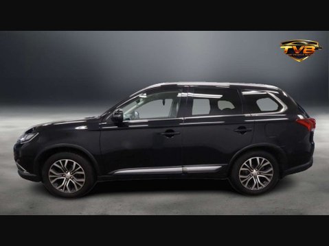 Mitsubishi Outlander 2.3 Outlander GX 3 DI-D 4WD 5dr - NATIONAL DELIVERY* 7