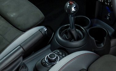 Mini Hatch John Cooper Works 18