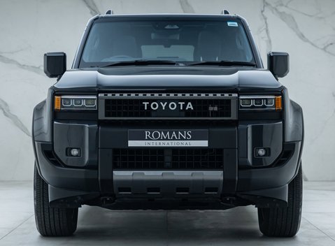 Toyota Land Cruiser Invincible 7