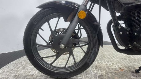 Honda CB GLR 125 2019 ONLY 10K NEW MOTSERVICED 125CC LEARNER BIKE CBF125 22