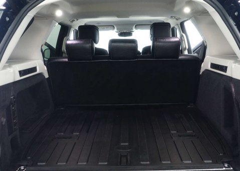 Land Rover Discovery 3.0 Discovery HSE D MHEV Auto 4WD 60