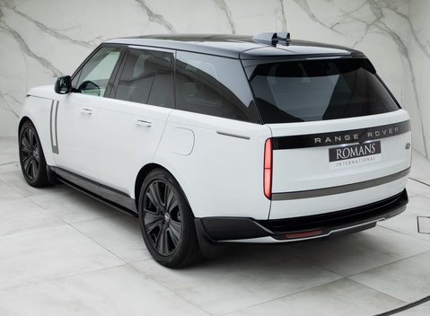 Land Rover Range Rover P440e SE 9
