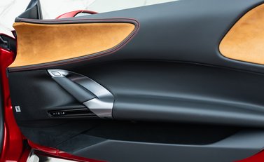 Ferrari SF90 Spider 26