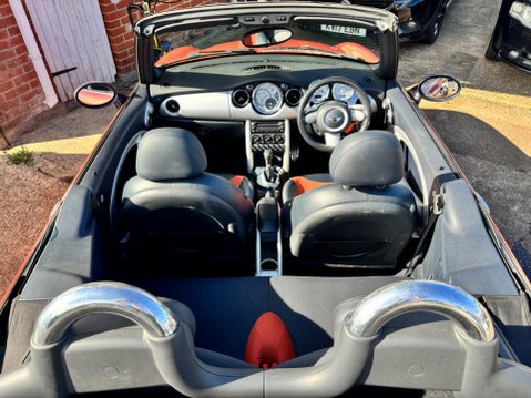Mini Convertible 1.6 Cooper S Steptronic Euro 4 2dr (AC) 25