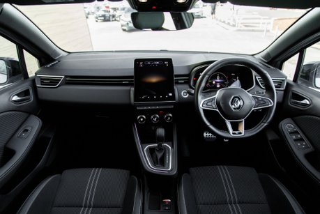 Renault Clio E-TECH ENGINEERED PHEV