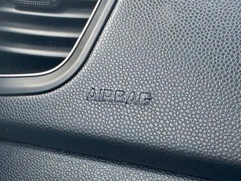 Hyundai i20 MPI PREMIUM SE NAV 42