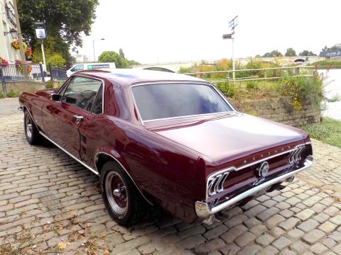 Ford Mustang 289 Hardtop Coupe 53