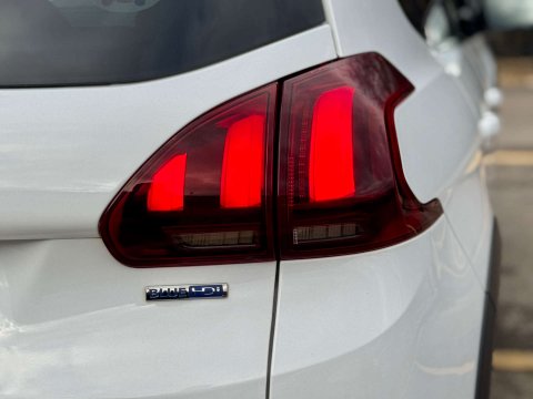 Peugeot 2008 1.6 2008 Allure Blue HDi S/S 5dr 43