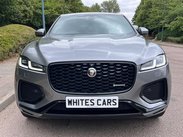 Jaguar F-Pace 2.0 D200 MHEV R-Dynamic HSE Auto AWD Euro 6 (s/s) 5dr 69
