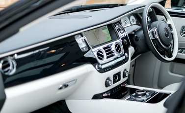 Rolls-Royce Ghost 17