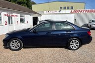 Mercedes-Benz C Class C180 BLUEEFFICIENCY EXECUTIVE SE AUTOMATIC 10 SERVICES  2