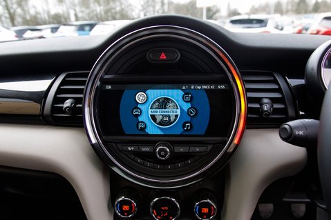 Mini Hatchback 1.5 Cooper II 5dr 21