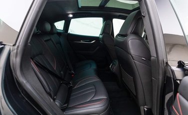 Maserati Levante V6 GRANSPORT 8