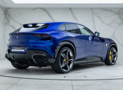 Ferrari Purosangue 4