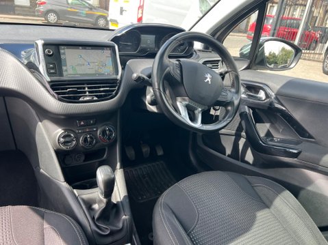 Peugeot 208 1.2 PureTech Allure Premium Euro 6 5dr 23