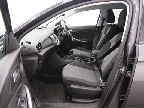 Vauxhall Grandland X 1.2 Turbo Design Line Euro 6 (s/s) 5dr 22