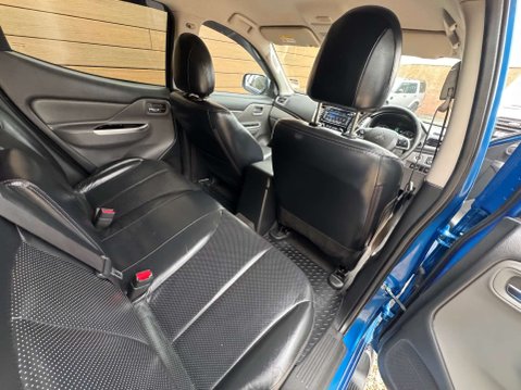 Mitsubishi L200 2.4 L200 Warrior Double Cab DI-D 4WD 5dr 23