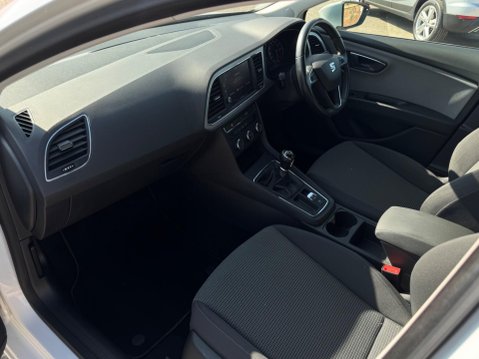 SEAT Leon 1.2 TSI SE Dynamic Technology Euro 6 (s/s) 5dr 17