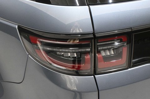 Land Rover Discovery Sport 1.5 Discovery Sport R-Dynamic SE PHEV Auto 4WD 5dr 34