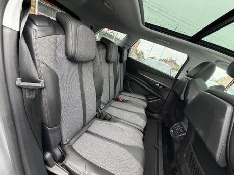 Peugeot 5008 PURETECH S/S ALLURE 12