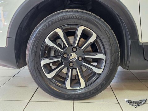 Vauxhall Crossland 1.2 Turbo Design Euro 6 (s/s) 5dr 64