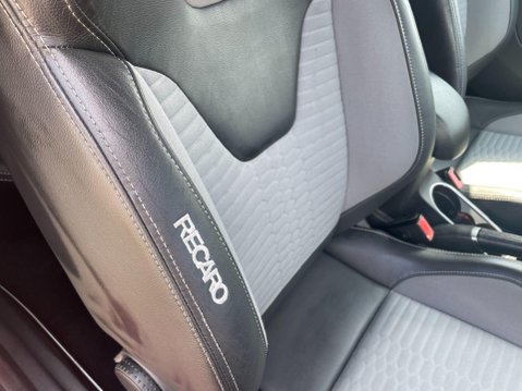 Ford Fiesta 1.6T EcoBoost ST-3 Euro 6 3dr 17