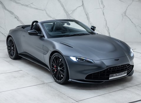 Aston Martin V8 Vantage ROADSTER 14