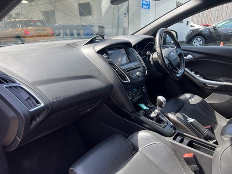 Ford Focus 2.0 TDCi ST-3 Hatchback 5dr Diesel Manual Euro 6 (s/s) (185 ps) 16