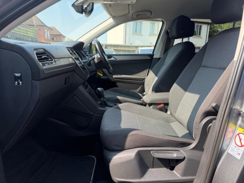 Volkswagen Tiguan Allspace 2.0 TDI Match DSG 4Motion Euro 6 (s/s) 5dr 57