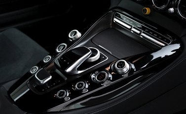 Mercedes-Benz AMG GT R GT R Premium 16