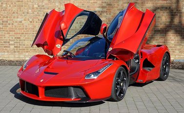 Ferrari LaFerrari 10