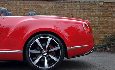Bentley Continental GT V8 S Convertible Mulliner 7