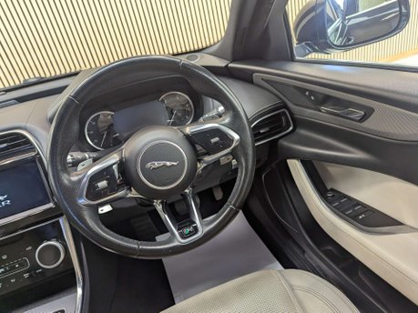 Jaguar XE 2.0 XE R-Dynamic S D Auto 4dr 53