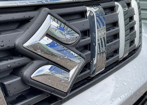 Suzuki Vitara SZ5 BOOSTERJET MHEV 4