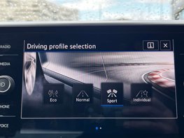 Volkswagen T-Roc 1.5 T-Roc R-Line TSI Semi-Auto 5dr 48