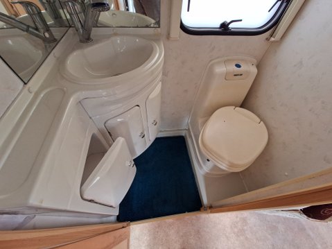 Compass Avantgarde 400 15