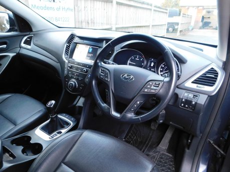 Hyundai SANTA FE 2.2 CRDI PREMIUM BLUE DRIVE 7 SEAT 5dr 10