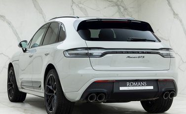 Porsche Macan GTS 3