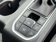 Hyundai SANTA FE 2.2 Santa Fe Premium SE CRDi Auto 4WD 5dr 33