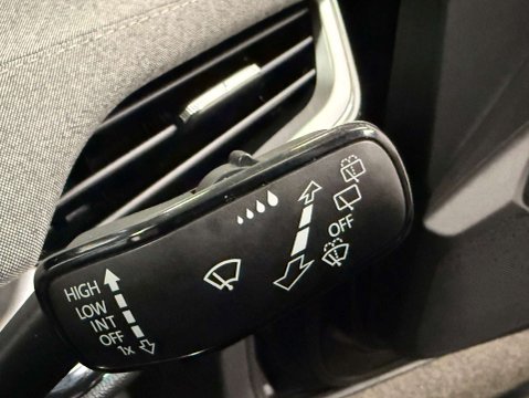 Skoda Enyaq Enyaq iV 60 Nav Loft 5dr 31