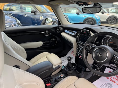 Mini Hatch COOPER EXCLUSIVE 40