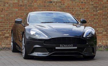 Aston Martin Vanquish 1