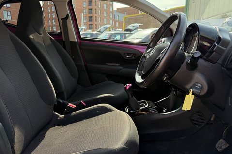 Toyota Aygo VVT-I X-CITE.5 TOYOTA SERVICES.REVERSING CAMERA.A/C..1 PREVIOUS OWNER 19