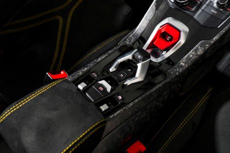 Lamborghini Huracan PERFORMANTE SPYDER. NOW SOLD. SIMILAR REQUIRED. PLEASE CALL 01903 254800. 20