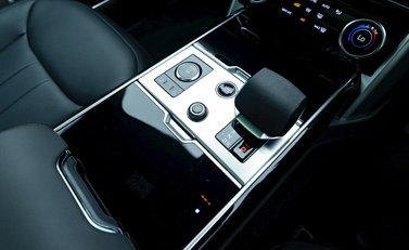 Land Rover Range Rover P530 Autobiography LWB 23